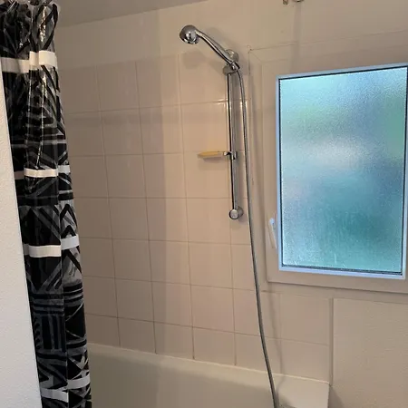 Apartmán ღ Les Embruns - Piscine, Parking, & Terrasse Le Verdon-sur-Mer