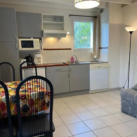 Apartmán ღ Les Embruns - Piscine, Parking, & Terrasse Le Verdon-sur-Mer